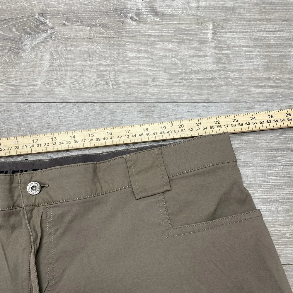 Duluth Trading Co Shorts Mens 48 Brown Cargo Nylon 11 Inseam Flex Dry On The Fly